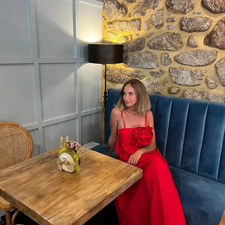 Hotel Christine Boutique 2*