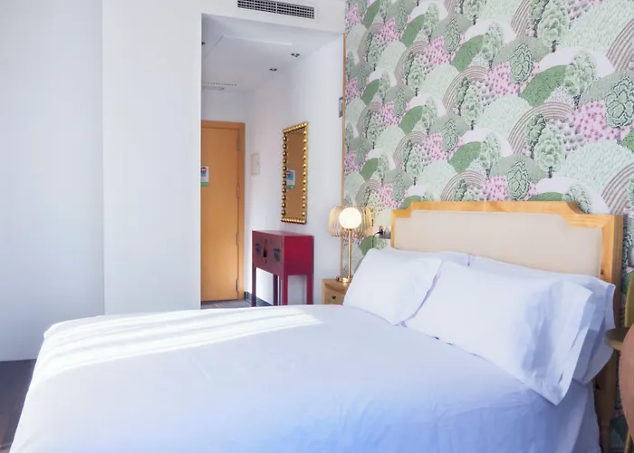 Christine Boutique 2* 厄尔巴拉克